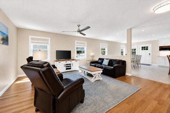 Photo - 62 Gilson Rd