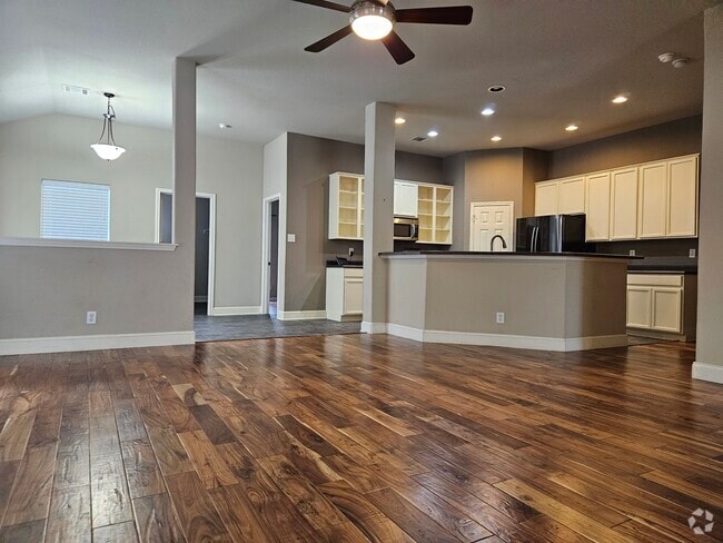 Building Photo - 112 Rustic Tr Rental