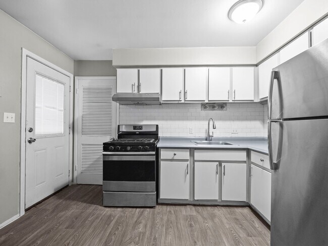 Photo - 32990 Truman Rd Unidad 32990