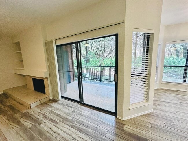 Photo - 4711 Spicewood Springs Rd Unidad 3-118