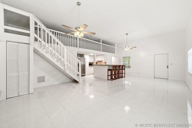 Photo - 2585 W G Rd