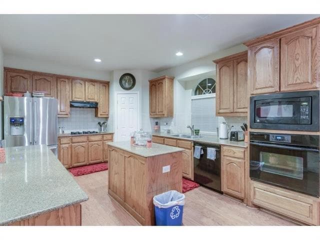 Photo - 1402 Vineyard Dr