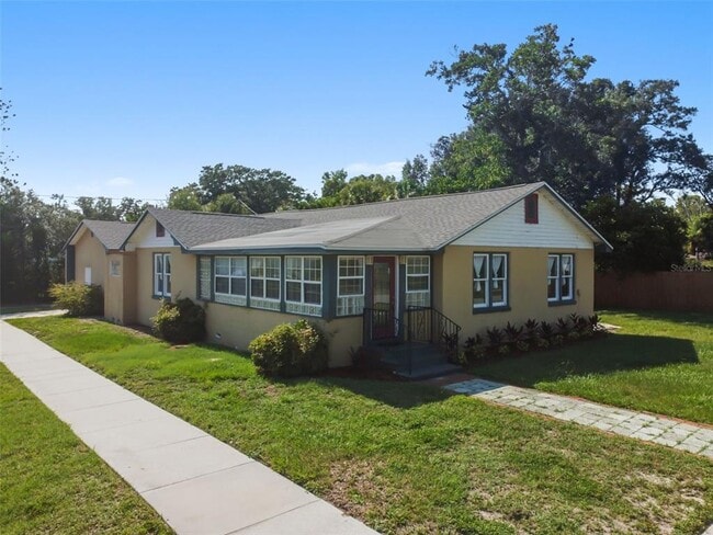 Building Photo - 1925 52nd St S