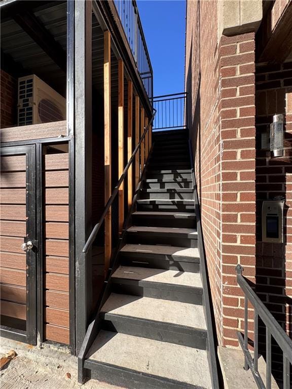 Photo - 609 Ovington Ave