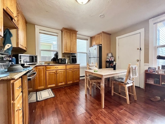 Building Photo - 8 Eldora St Unit 3