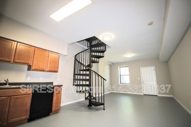 Building Photo - 7413-7415 S Broadway Unit B Rental