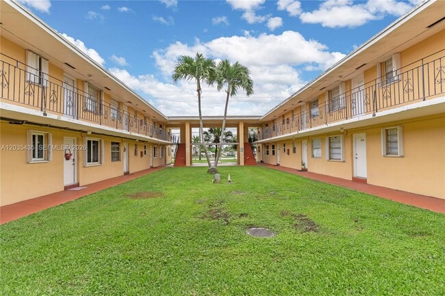 Photo - 3800 SW 102nd Ave Unidad 206
