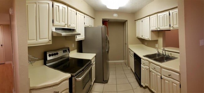 Building Photo - 4001 E NASA Pkwy Unit 136