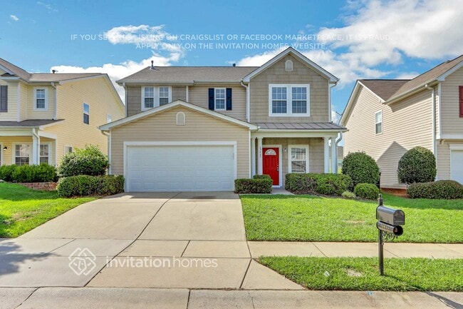 Building Photo - 13645 Coram Pl