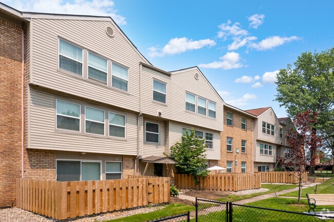 Photo - Southgate Apartments & Townhomes