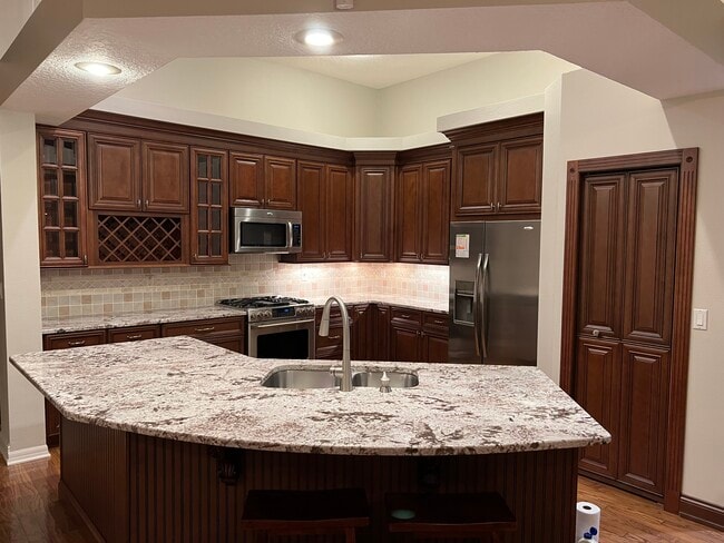 Cocina - 19137 Wind Dancer St