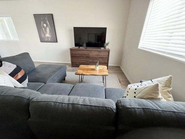 Photo - 127 Northside Dr