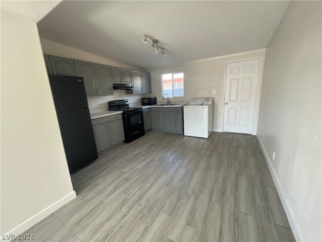 Photo - 2107 Statz St Unit 7