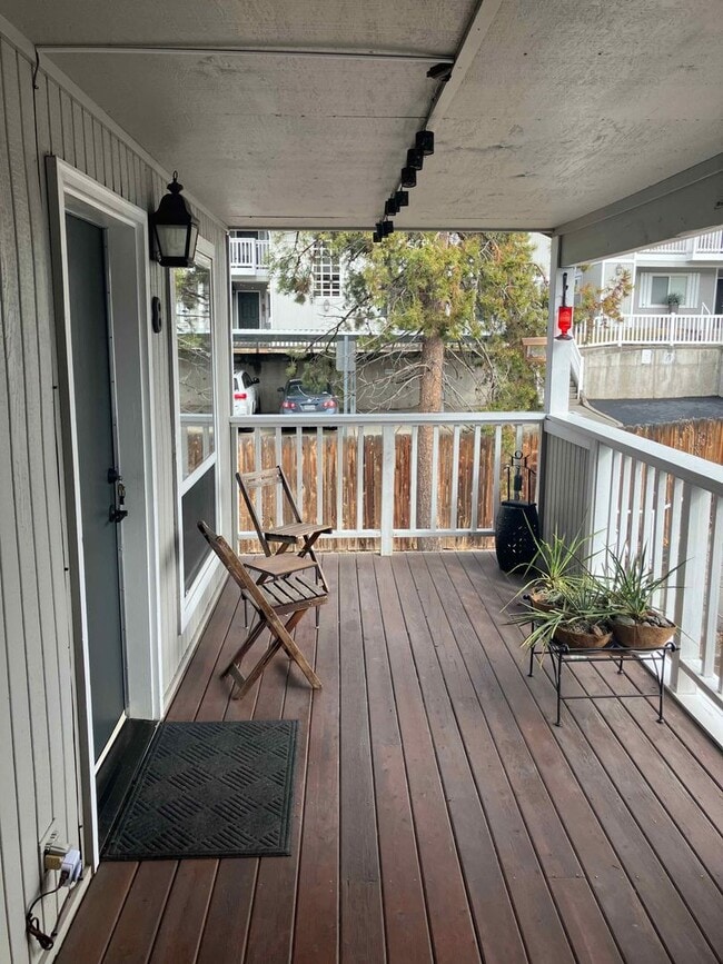 Photo - Charming Westside Condo Near Newport Market – Available April–October!