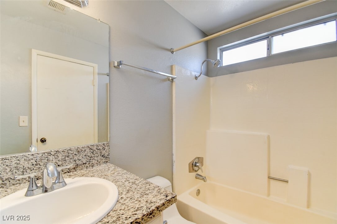 Photo - 7732 Parnell Ave