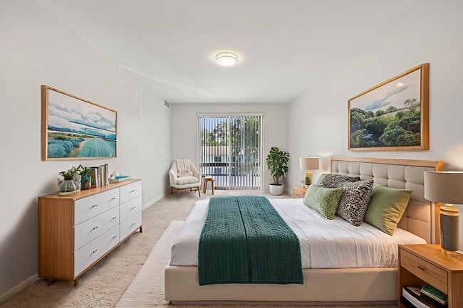 Photo - Lafayette Apartments