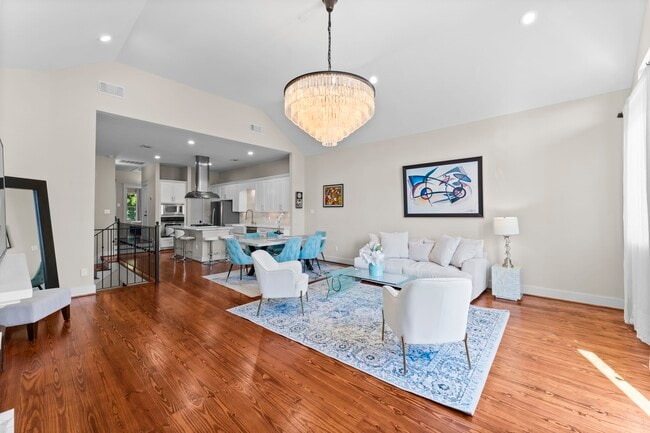 Photo - 1305 Birdsall St