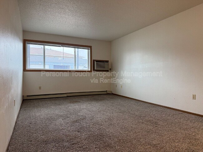 Photo - Cedarwood Apartments