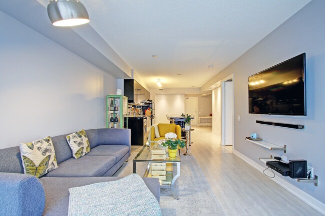 Photo - 19 Singer Ct