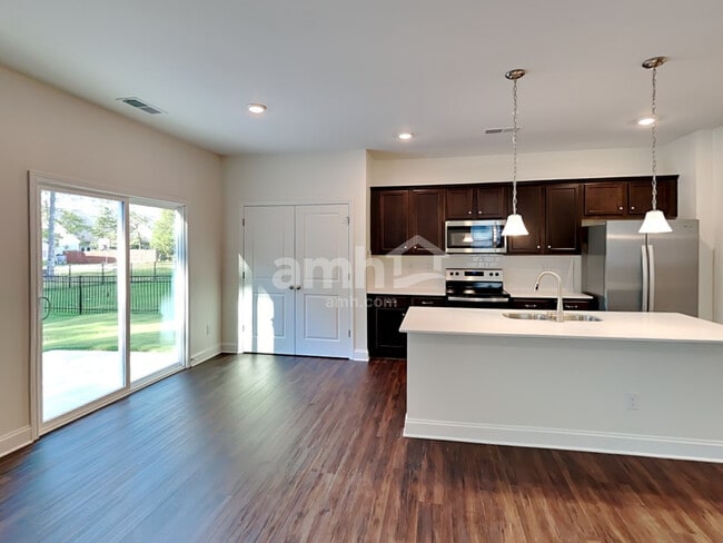 Photo - 11134 Hazel Gdns Dr
