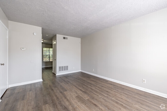 2BR, 1BA - 1120SF