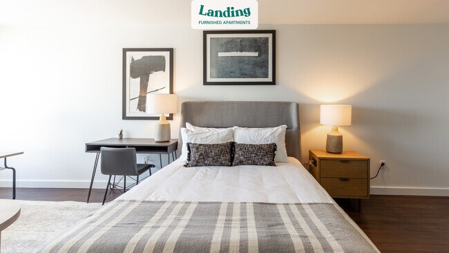 Photo - 1061 NE 9th Ave Unit 1926.643145