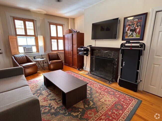 Building Photo - 76 Commonwealth Ave Rental