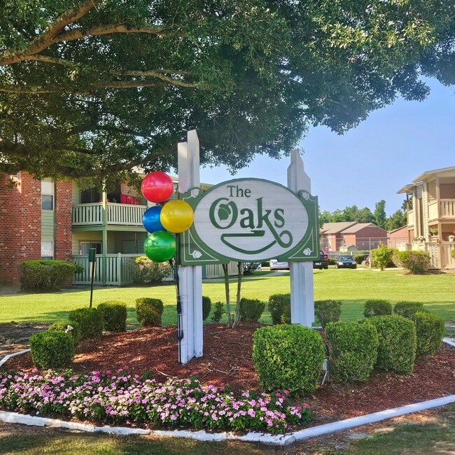 The Oaks Apartments - The Oaks Apartments