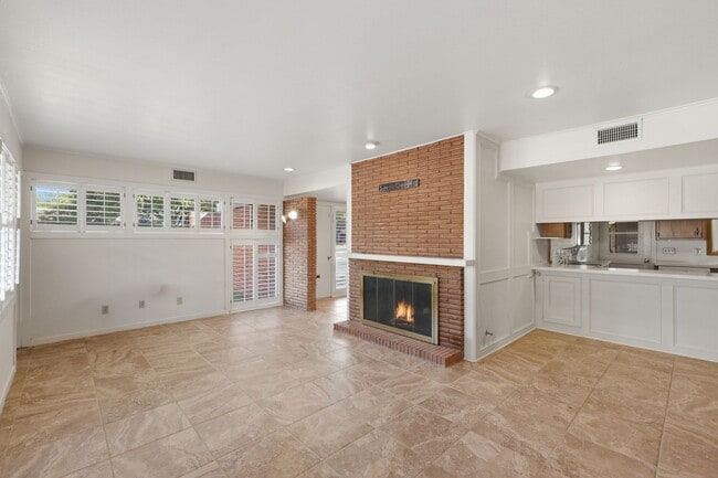 Photo - 512 Helena St