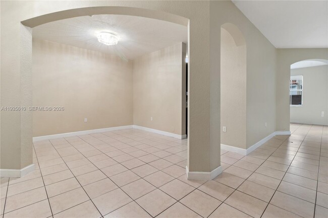 8562 NW 108th Ave