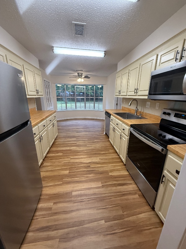 Photo - 216 Clower Ave