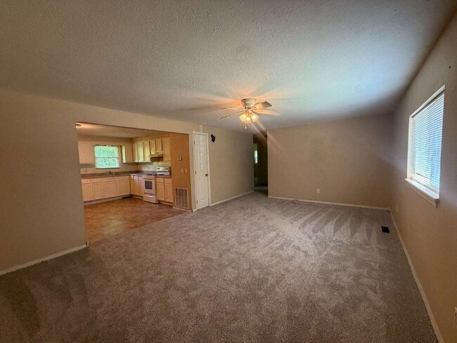 Photo - 878 Evergreen Ave Unit #11