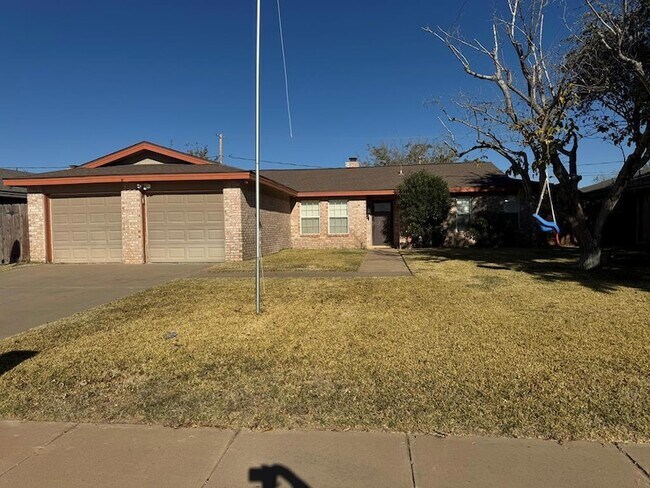 Photo - 403 Crenshaw Dr