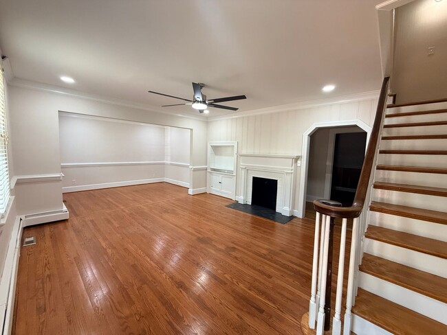 Photo - 1503 Branch St NW