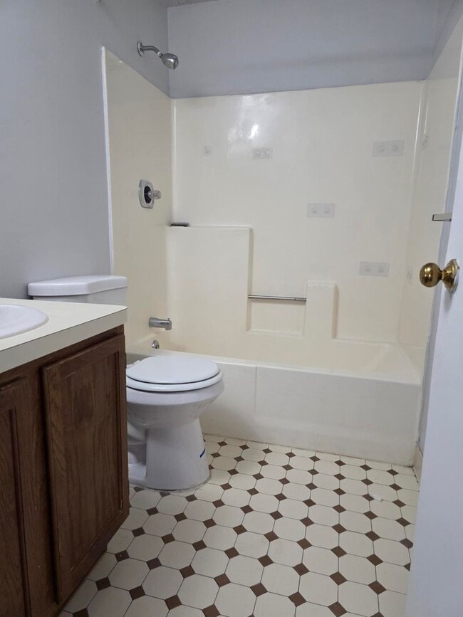 Photo - 2-Bedroom, 1-Bath Unit 84-3