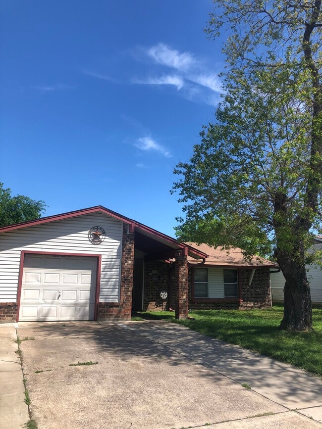 Photo - 13237 Valley Forge Cir
