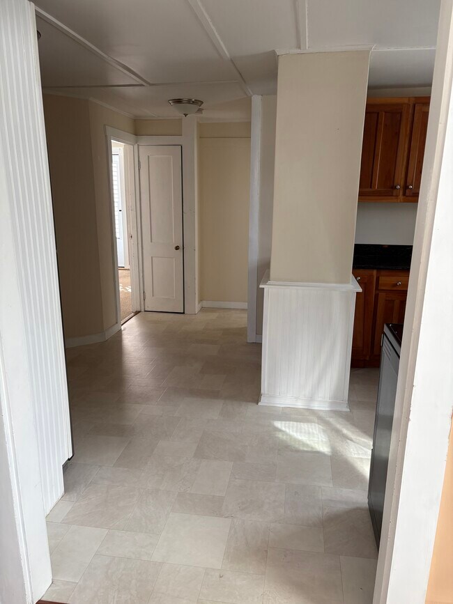 Photo - 94 Main St Unidad 94A Main St