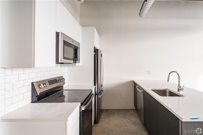 Photo - 356 Hertel Ave