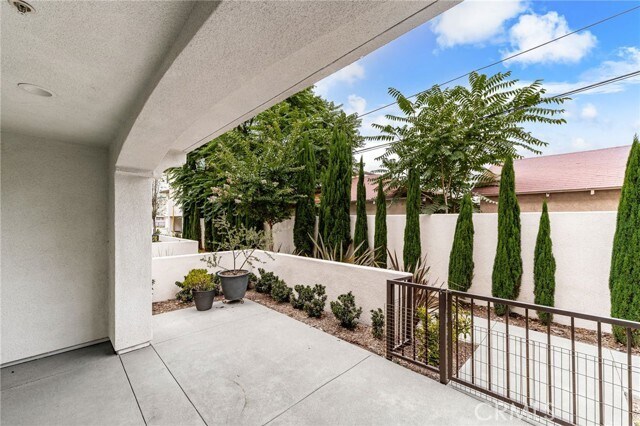 Photo - 129 N 5th St