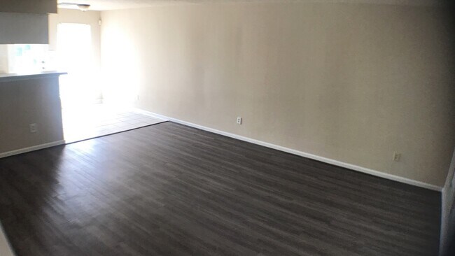 Photo - 1211 Bayou Glen Dr