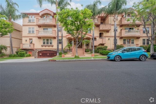 Building Photo - 465 E San Jose Ave Unit 306 Rental