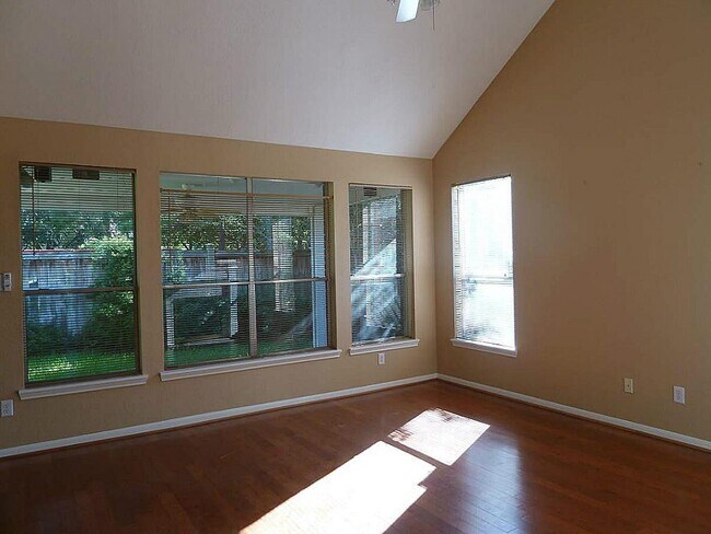 Photo - 22554 Bristolwood Ct