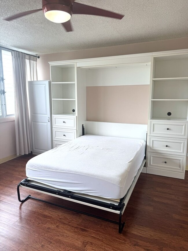 Photo - Rycroft Terrace - Upgraded Studio with Parking! Unidad 518