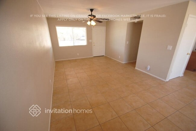 Photo - 817 N 95th St