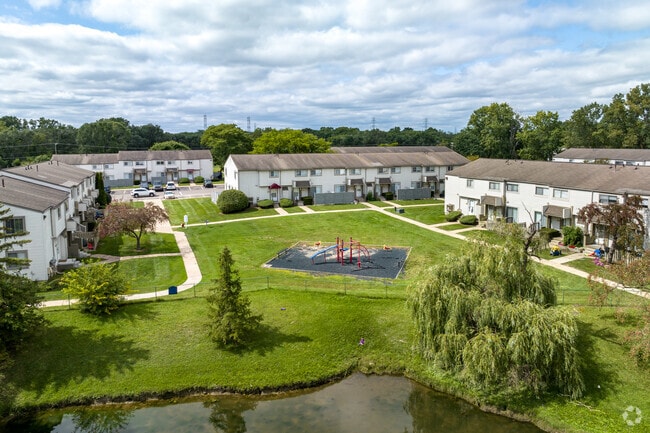 Aerial - Sterling Lake - Sterling Heights, MI