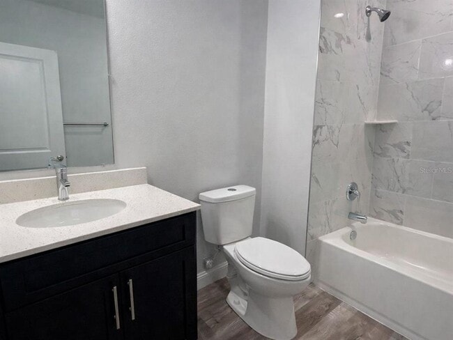 Photo - 2115 Puffin St