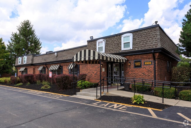 Maison Gardens Apartments