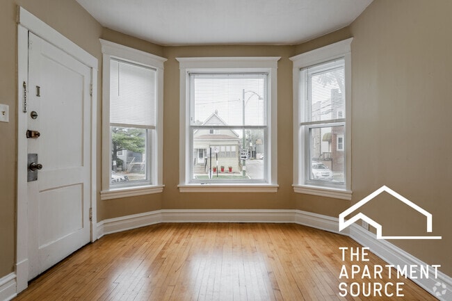 Building Photo - 2614 N Springfield Ave Unit 1F Rental