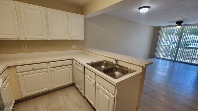 Building Photo - 4105 Residence Drive Unit 703 Rental