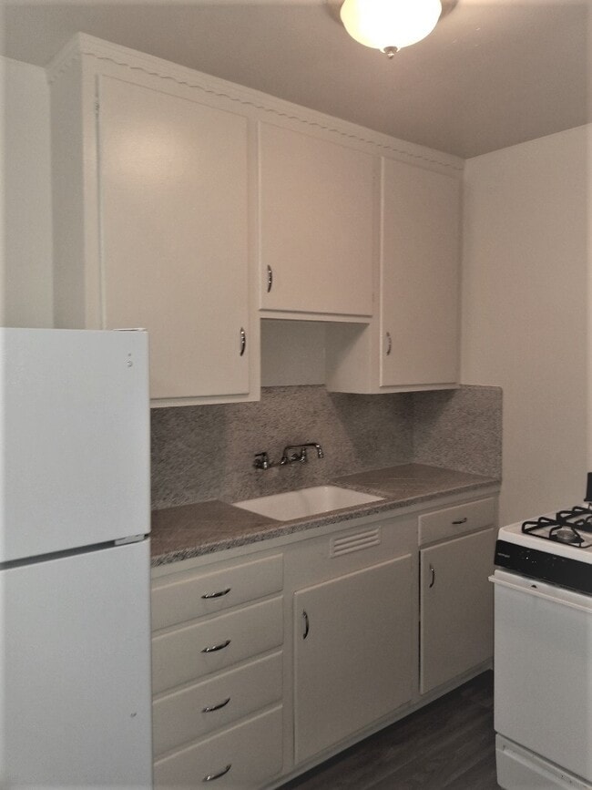 Photo - Alpine Apartments